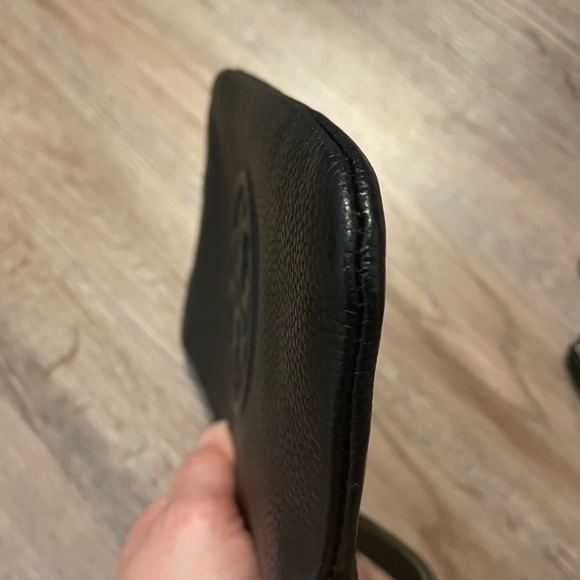 ❌SOLD❌Tory Burch Wristlet - Picture 4 of 5